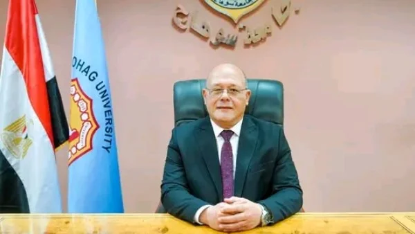 جامعة سوهاج الأهلية تبدأ مشروع المعامل المركزية