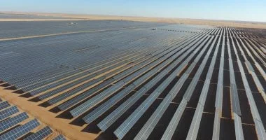 مشروعات الطاقة الجديدة تعزز الأمن الاقتصادي في مصر