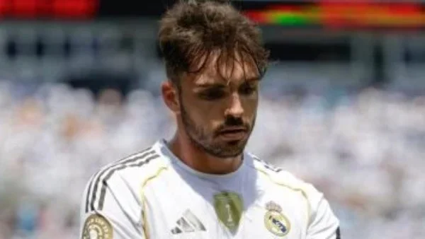 تصاعد التوتر داخل ريال مدريد بسبب راؤول أسينسيو
