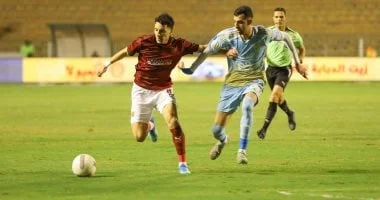 الأهلي يطالب بالتحقيق في قرارات الحكم محمود وفا