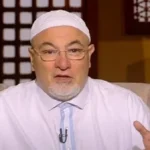 خالد الجندي يفسر الآية الكريمة عن الإعراض عن آيات الله