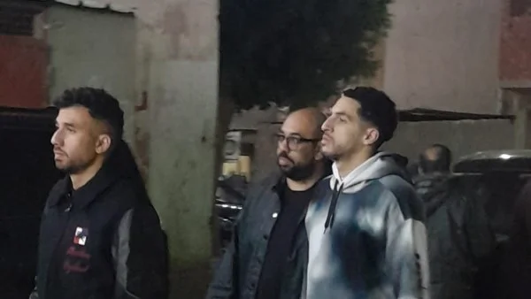 حسين الشحات يتقبل عزاء والد زوجته