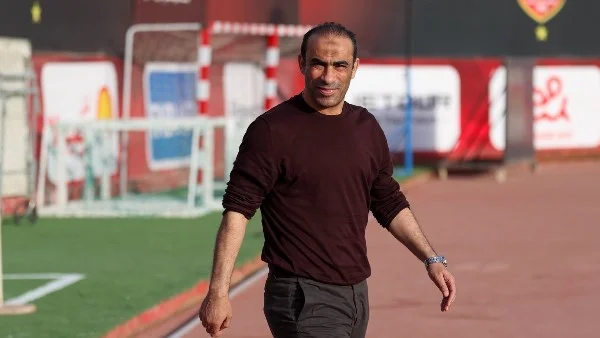 الأهلي يؤجل تجديد عقود اللاعبين ويتجاهل عروض شوبير
