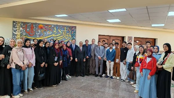 ندوة حول مهارات التفاوض بجامعة بني سويف
