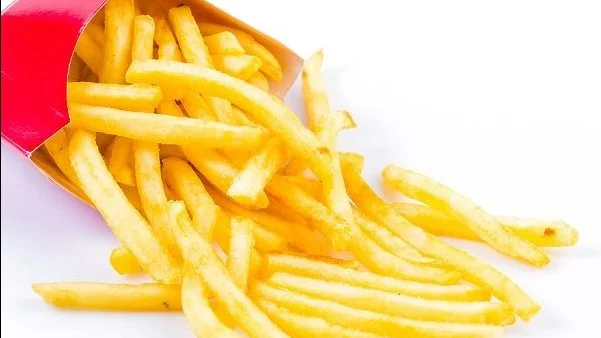 طريقة صحية جديدة لتحضير البطاطس المقلية