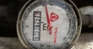 خطوات سهلة لفحص عداد المياه في الشركات