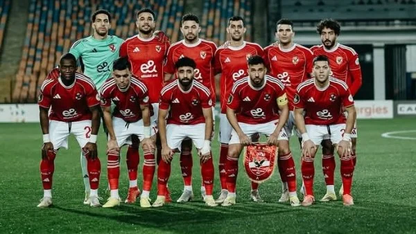 انتقادات قاسية من وليد صلاح عبد اللطيف للأهلي