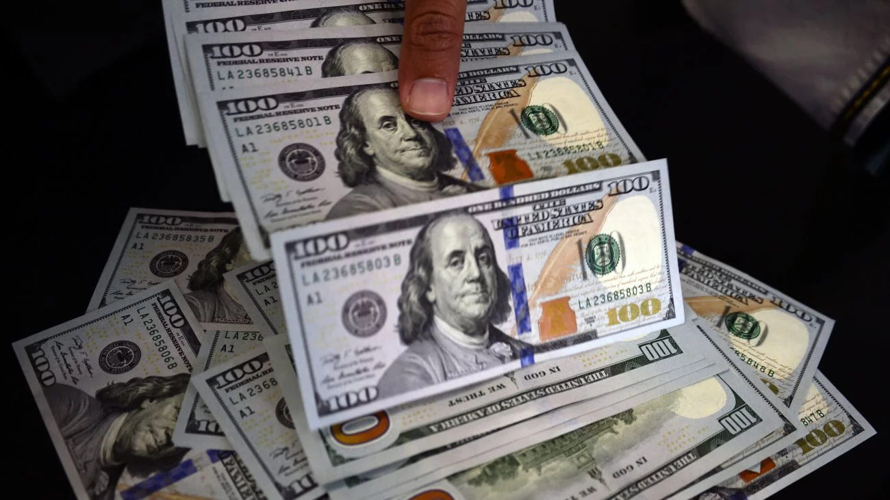 أسعار الدولار في البنوك اليوم الخميس