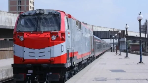 تشغيل قطار 1945 المكيفة من أسوان إلى القاهرة