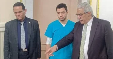 جولة مفاجئة لنائب رئيس جامعة الأزهر بمستشفيات الحسين والزهراء