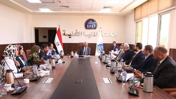 جامعة المنيا الأهلية تناقش الاستعداد للامتحانات والتوسع في البرامج