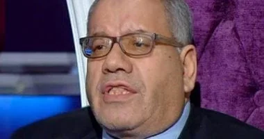 محاكمة نبيه الوحش بتهمة سب خالد منتصر اليوم