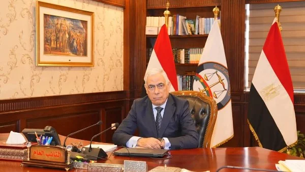 حبس مخالفين لقرار حظر النشر من قبل النيابة العامة