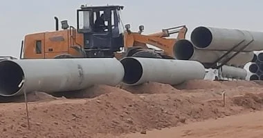متابعة تنفيذ مشروعات المرافق والطرق بأكتوبر الجديدة