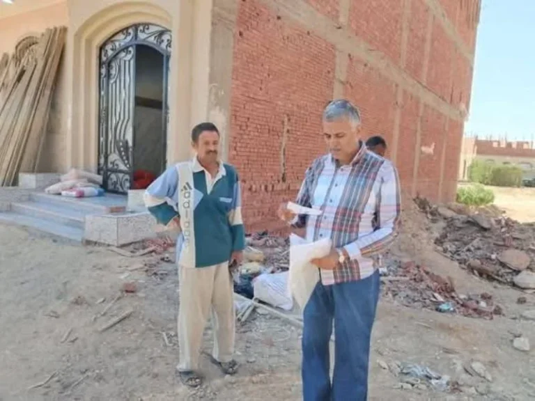جولة تفقدية لرصد مخالفات البناء في القصير