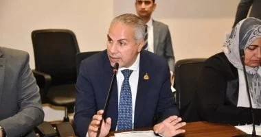 النائب مصطفى البنا: مراقبة مشروعات الصحة والتعليم ضرورية