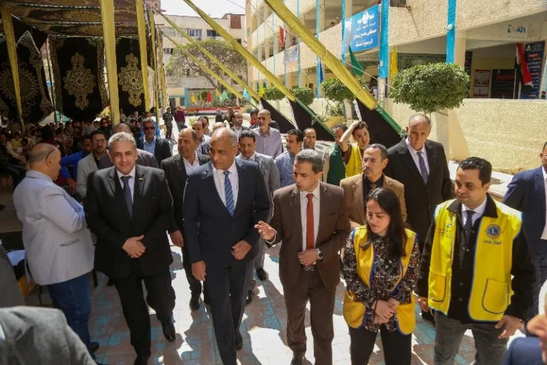 محافظ كفر الشيخ يتفقد المبادرة الرئاسية لعلاج العيون
