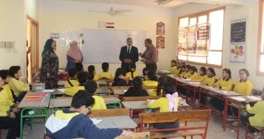 جولة ميدانية لوكيل وزارة التعليم بالجيزة في مدارس الهرم
