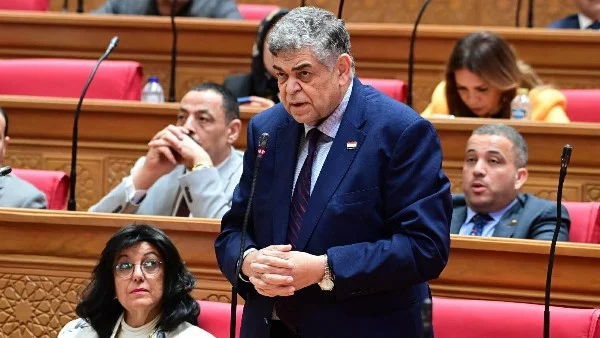 تهنئة النائب أشرف حاتم بانتخابه بلجنة الصحة الدولية