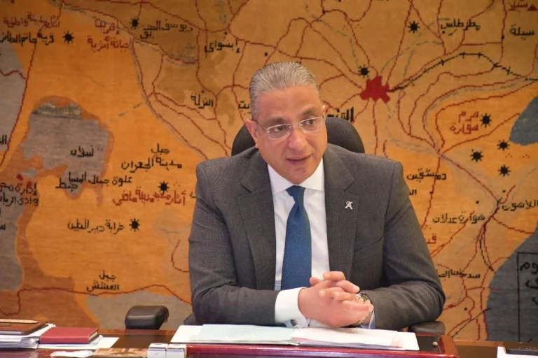 محافظ الجيزة يتابع مشروعات بولاق الدكرور التنموية