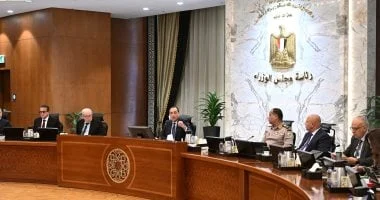 مدبولي يؤكد على أهمية حضور جلسات البرلمان