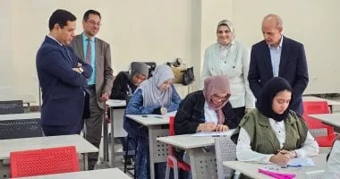 متابعة سير امتحانات منتصف الفصل في جامعة بني سويف الأهلية