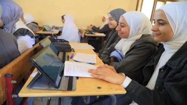 95% من طلاب الصف الأول الثانوي يختارون البكالوريا المصرية