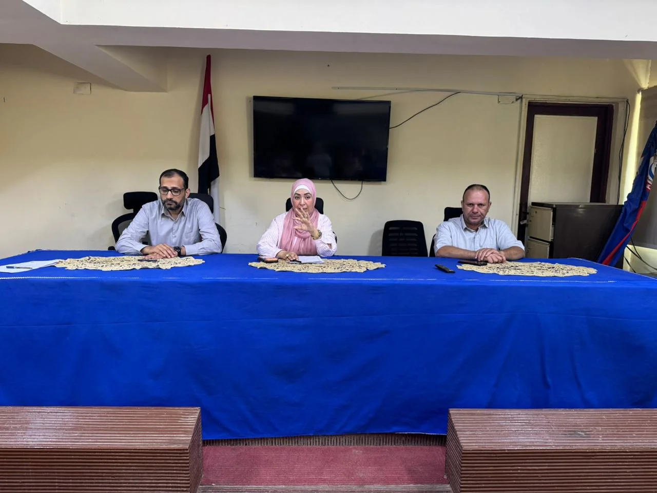 وكيلة وزارة الصحة بالفيوم تبحث معوقات العمل ومكافحة العدوى
