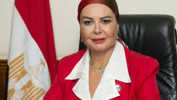 أمل سلامة تدعو لتعزيز حقوق المرأة في قانون الأسرة