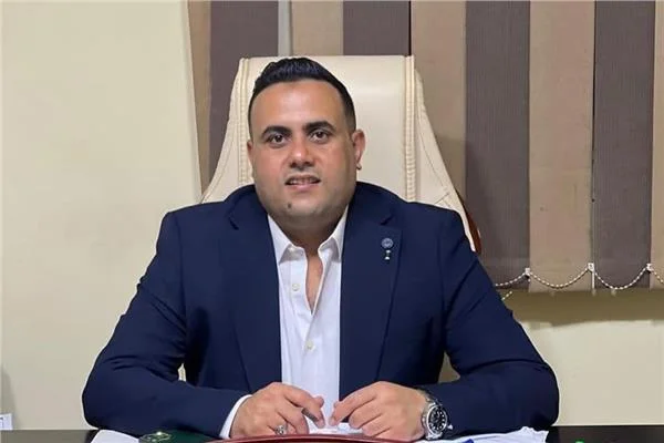 العمال المصريون: ركيزة التنمية والبناء