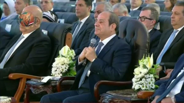 الرئيس السيسي يشهد فيلماً تسجيلياً عن مصنع السكك الحديدية
