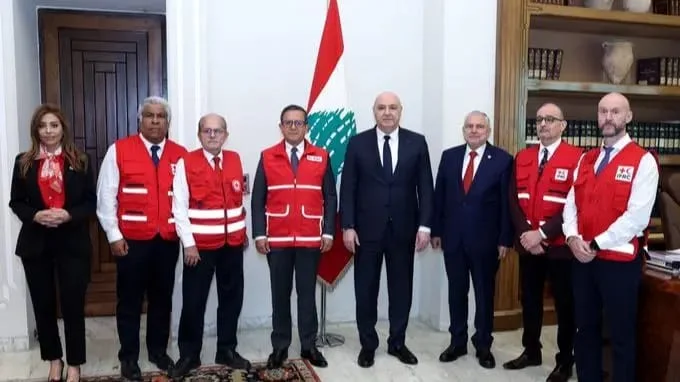 الرئيس اللبناني يدعو لضغط دولي لوقف انتهاكات إسرائيل
