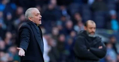 الشرط الجزائي يعيق عودة مورينيو إلى ريال مدريد