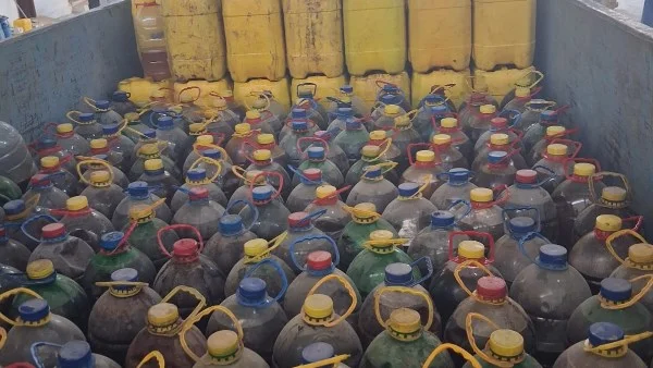 ضبط 1500 لتر زيوت طعام مستعملة في أسيوط