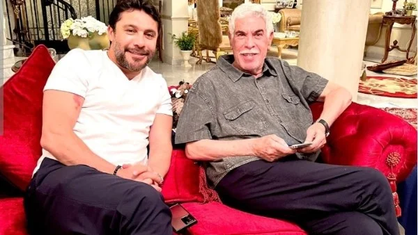 أحمد حسن يدافع عن حسن شحاتة ويحث على احترام الرموز