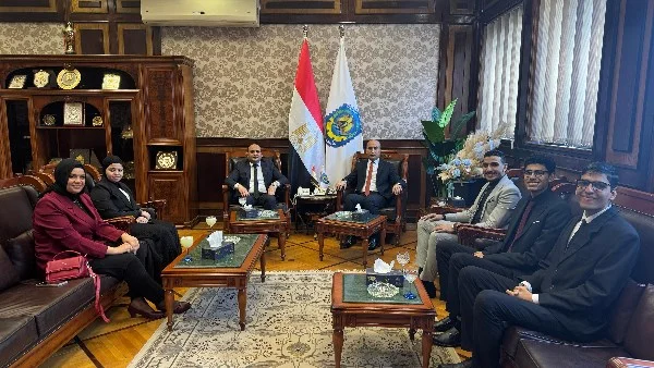 رئيس جامعة دمنهور يستقبل المعيدين الجدد بالحاسبات والمعلومات