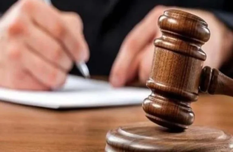 تأجيل محاكمة قاتل صديقه بالإسكندرية لجلسة 24 مايو