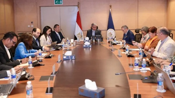 وزير السياحة يؤكد على حماية آثار مصر للأجيال القادمة