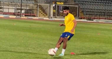 الإسماعيلي يوقف عمار وحسن ويحقق معهما