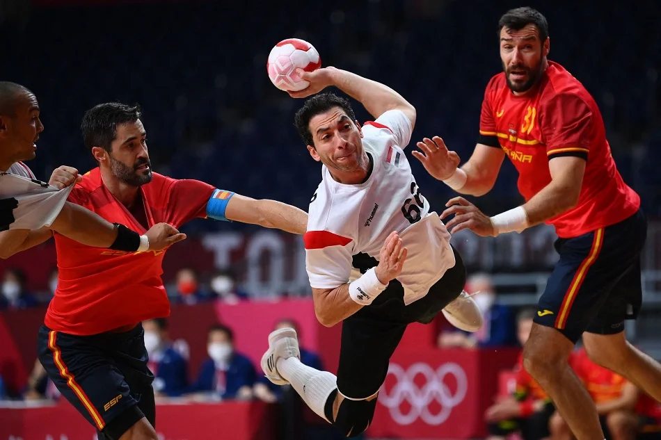 أحمد الأحمر يُعلن نهاية مسيرته مع الزمالك