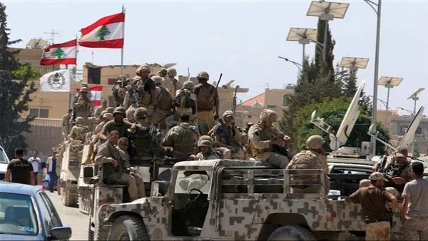 الجيش اللبناني يحث المواطنين على التريث في العودة للجنوب