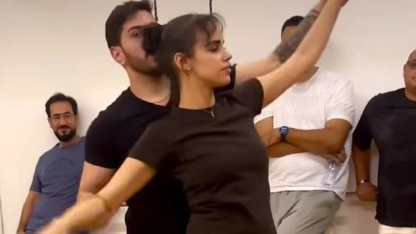 ابنة عمرو دياب تحتفل بالرقص وتشارك ذكريات العائلة