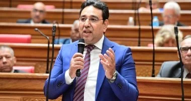 تعليق العمليات العسكرية يفتح أفق التفاوض الإقليمي