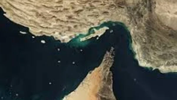استئناف الحركة في مضيق هرمز بعد اتفاق وقف إطلاق النار