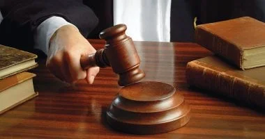إحالة "مرات الأب" المتهمة بقتل ابنة زوجها للجنايات