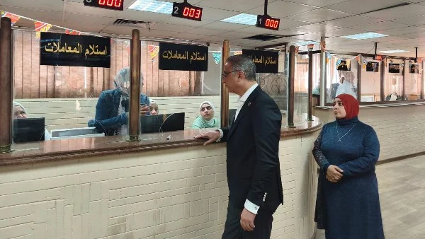 تفقد محافظ الجيزة للمركز التكنولوجي بالعجوزة