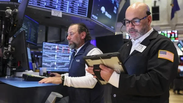 ارتفاع عقود الأسهم الأمريكية بعد اتفاق وقف إطلاق النار