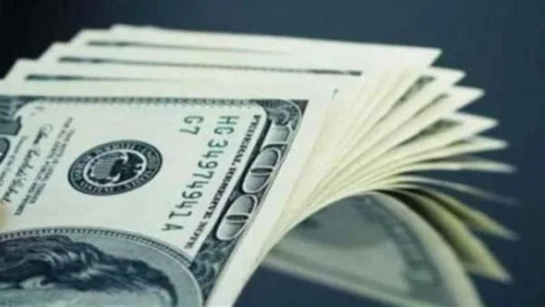 تراجع سعر الدولار مقابل الجنيه في البنوك المصرية