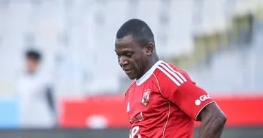 الأهلي يقحم ديانج بدلاً من الشحات في مواجهة الزمالك