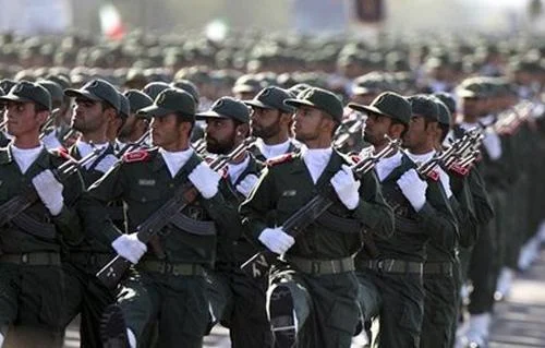مقتل 14 من عناصر الحرس الثوري الإيراني في زنجان